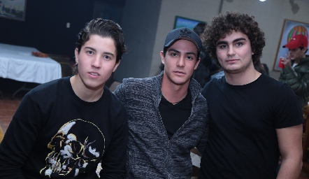  Santiago Sánchez, Juan Carlos Castillo y Bruno Dávila.
