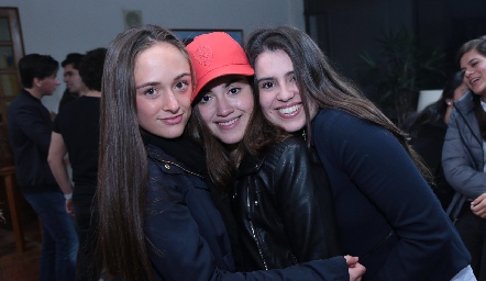  Daniela Zermeño, Ale Godiba y Casandra Nava.