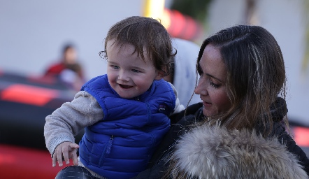  Sebastián muy feliz.