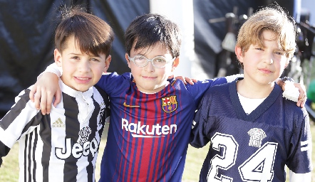  Rodrigo, Marcelo y Mau.