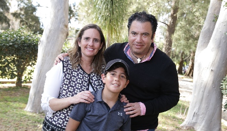  Marcela Payán, Roberto y Marcelo Silva.