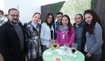  Felipe Torres, Laura Chávez, Sandra Suárez, Lisandro Gómez, Edith Linares, Sofía Lagunillas y Noemí Barrera.