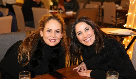  Raquel Álvarez y Claudia Martínez .