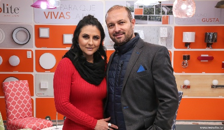  Claudia Serna y Ricardo Flores.