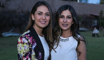  Valeria y Fernanda Mézquida.