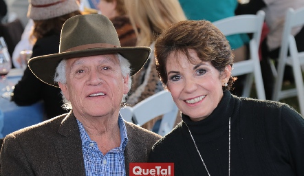 Guillermo Aldrete y María Teresa Cifuentes.