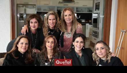  María Luisa Otero, Claudia Quiroz, Lupita Pereda, Patricia Fernández, Mónica Gaviño, Maribel Lozano y Roxana Serna.