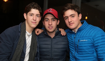  Dago Castillo, Max Gómez y Rodrigo Abud.
