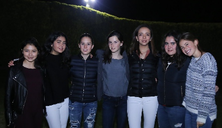 Azul, Ana Pau, Nuria, Mely, Ana Pau, Martita y Sofía.