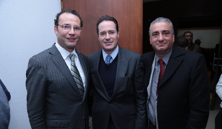  Xavier Nava, Manuel Lozano y Raúl Martínez Jiménez.