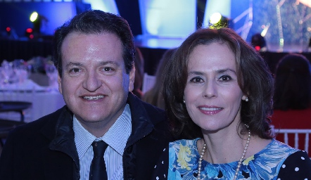  Isidro Medina y Claudia Hernández.