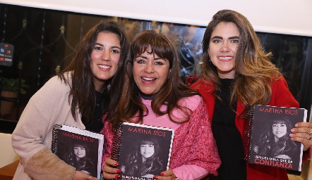 Pau Foyo, Martha Ríos y Andrea González.
