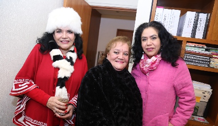  Alicia Flores, Hortensia Magdaleno y Olga Ríos.