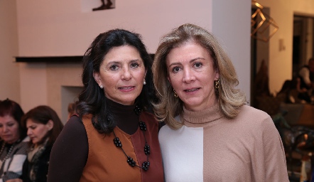  Adriana Díaz de León y Ana Meade.