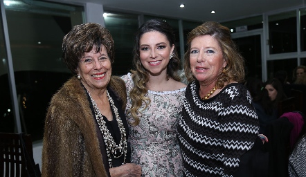  Martha Herrera de Garza, Margarita Rubín de Celis y Margarita Garza.