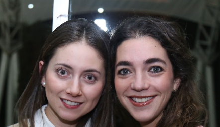  Nayeli Maya y Mónica Garza.