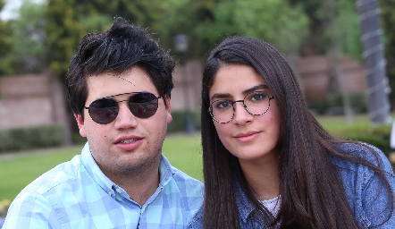  Ricardo Balbontín y Sara Calvillo.