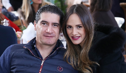  Amadeo Calzada y Alejandra Salas.