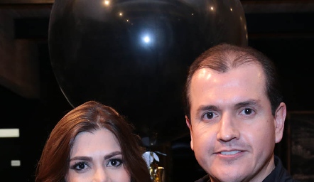  Ricardo Garza Sigler con su esposa, Imelda Martínez.