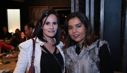  Lucía Oropeza y Lorena Torres.