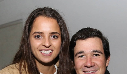  María Gameros y Juan Pablo González.