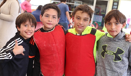  Fernando, Nicolás, Arturo y Sebastián.