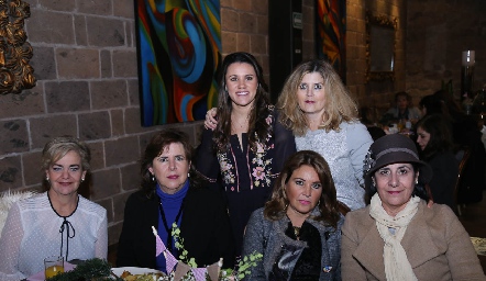  Silvia Foyo, Sofía Villar, Alejandra Cocco, Rosy Somohano, Mónica Lomelín y Alicia Somohano.
