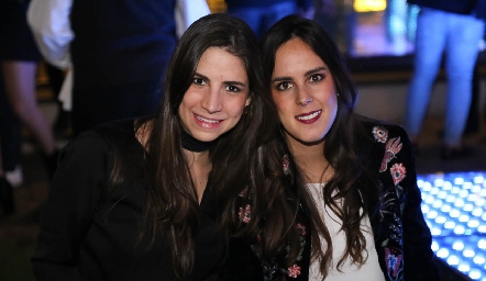  Valeria Zúñiga y Claudia Antunes.