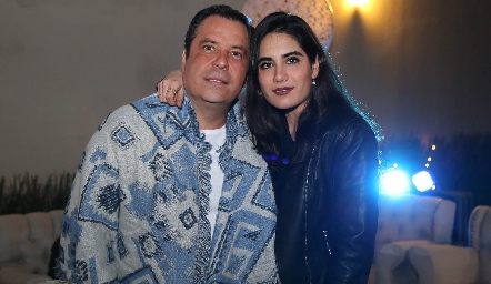  David Lozano y Mariana Rodríguez .