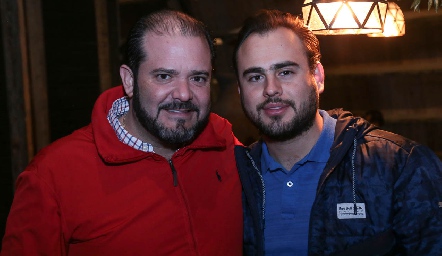  Armando Villaseñor y José Luis Scheckaibán.