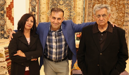  Rosa Pérez, Hossein Samadi y Roberto Reyes.