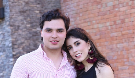  Enrique Quintero y Paola Dávila.