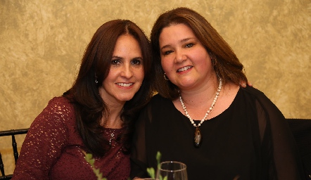  Dulce María Herrera y Mónica Berlanga.