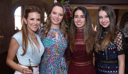  Laura Cadena, Marcela, Alejandra y Mariana O´Farrill.