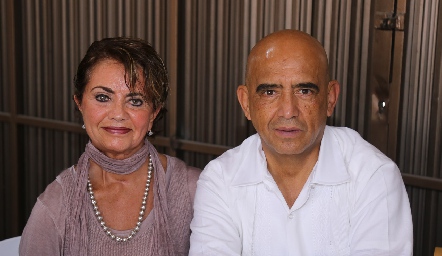 Marilupe Espinosa y Alejandro Leal.