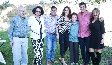  Familia Tinajero.