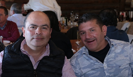  Juan Romo y Tito González.