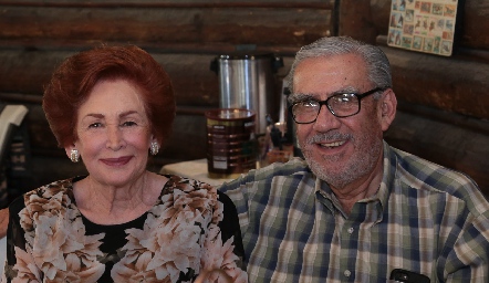  Margarita y Alberto Ayala.