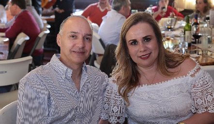  Roberto Pro y Claudia Ayala.