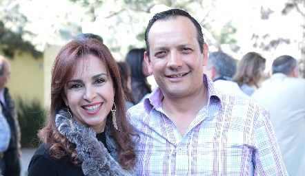  Diana de la Serna y Pancho Loredo.