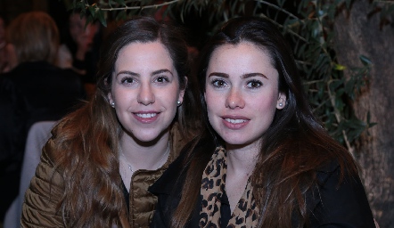  Paulina Robles y Fernanda Pérez.