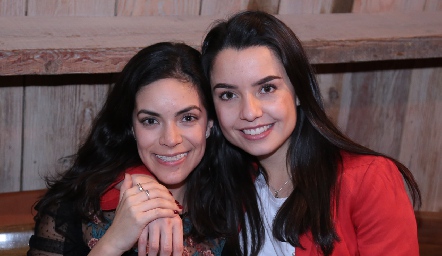  Ana Rodríguez y Gaby Díaz Infante.