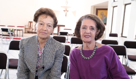  Martha Lucía Granadino de Ruiz y Martha Abaroa.