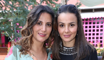  Mariana Suárez y Adriana Revuelta.