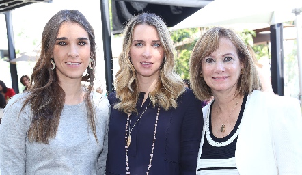  Alejandra Borbolla, Daniela Borbolla y Jana González de Borbolla.