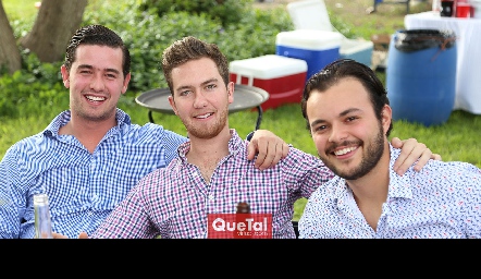  José Andrés, Alejandro Gómez y Diego Medina.