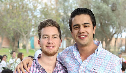  Alejandro Gómez y Gerardo Valle.