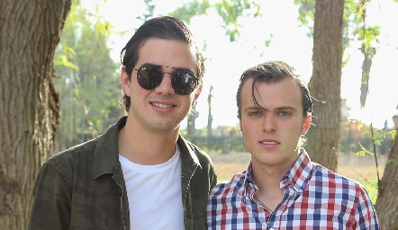  Juan Gerardo Ortuño y Francisco Corripio.