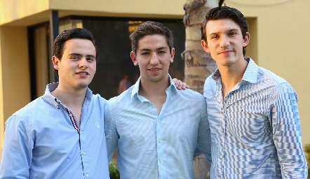  Santiago Hernández, Fernando González y Jero Siller.
