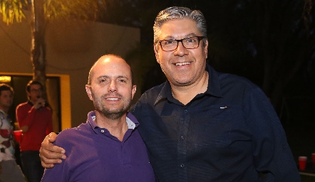 Caco Corripio y Armando Martínez .
